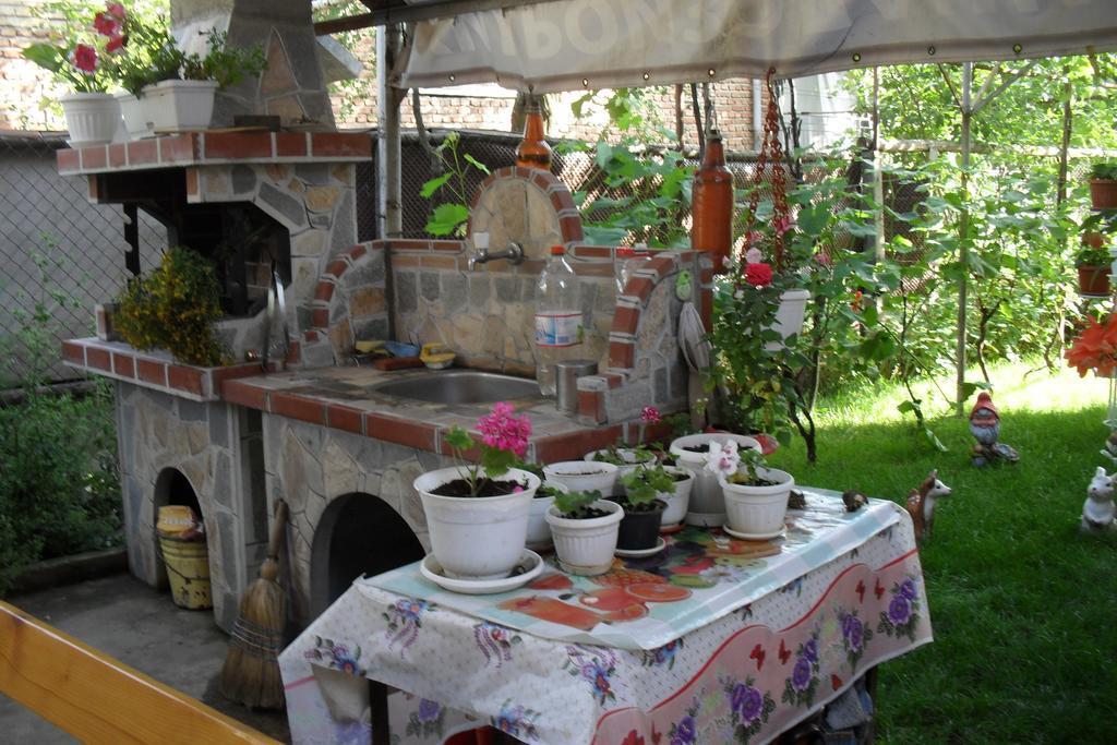 Guest House Proynovi Kalofer Quarto foto